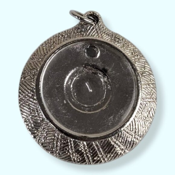 (2/$20) Vintage Photo Pendant - Picture 1 of 8